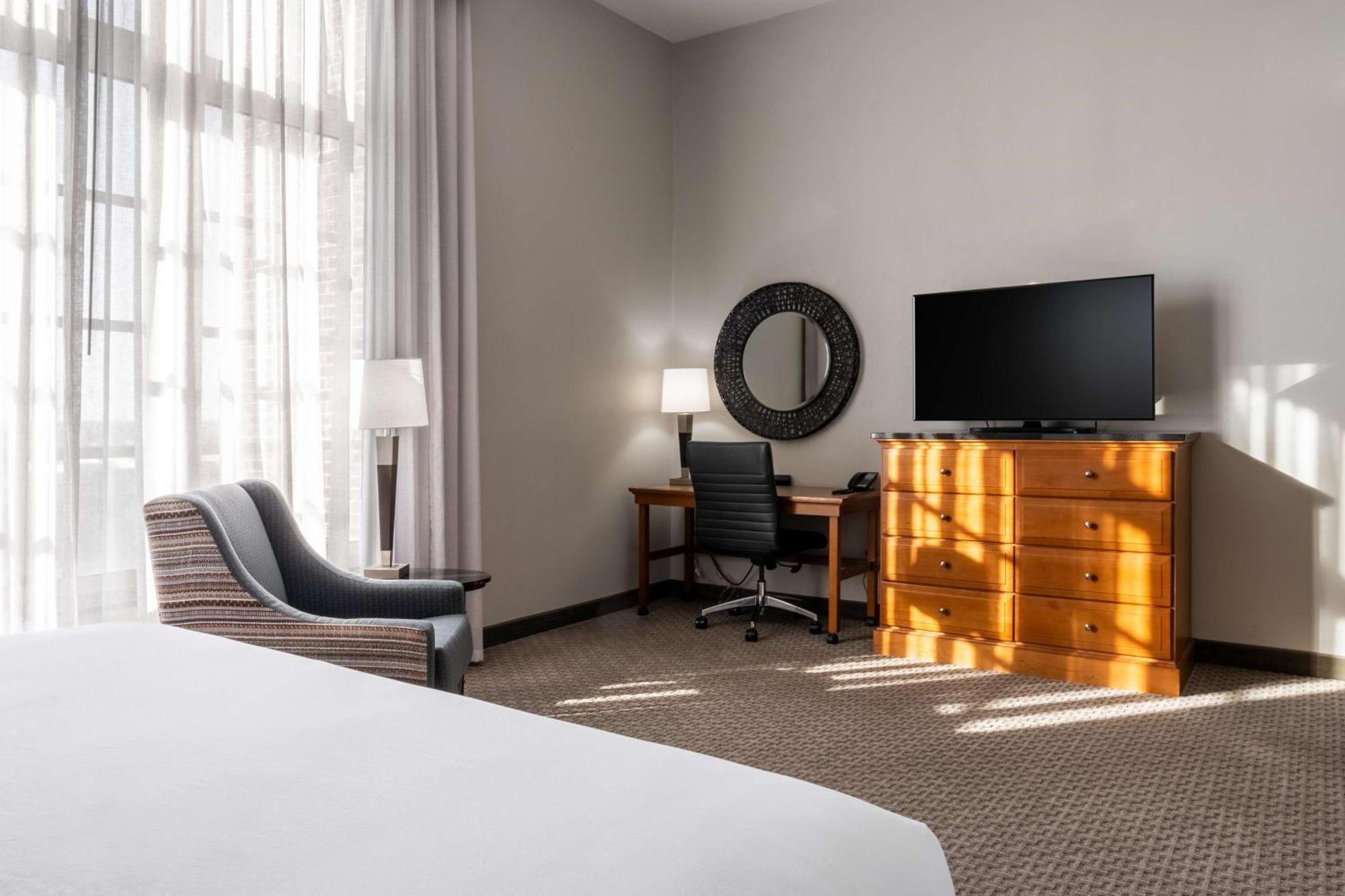 Drury Plaza Hotel Broadview Wichita Esterno foto